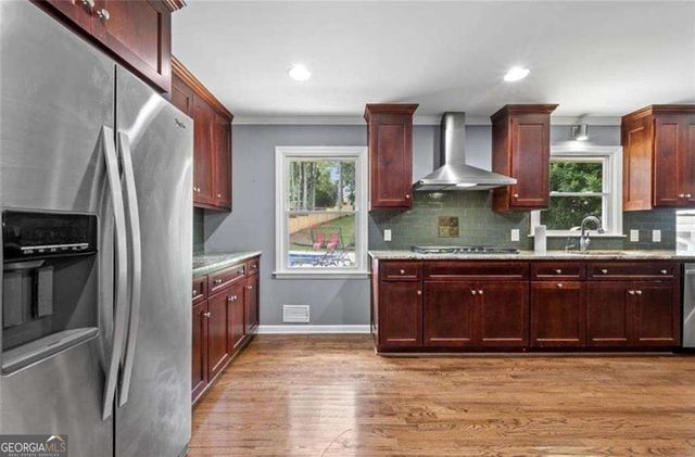 392 Heritage Lane, Alpharetta, GA 30009