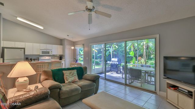 35 Carriage Creek Way, Ormond Beach, FL 32174