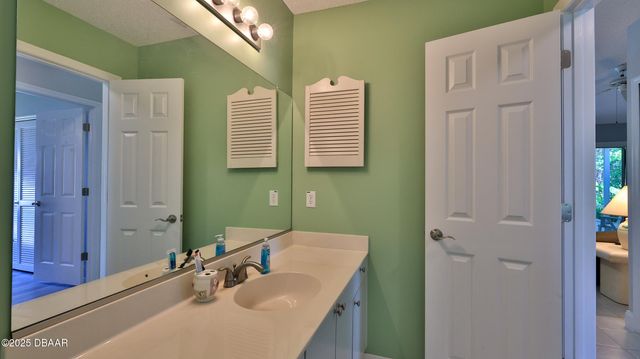 35 Carriage Creek Way, Ormond Beach, FL 32174