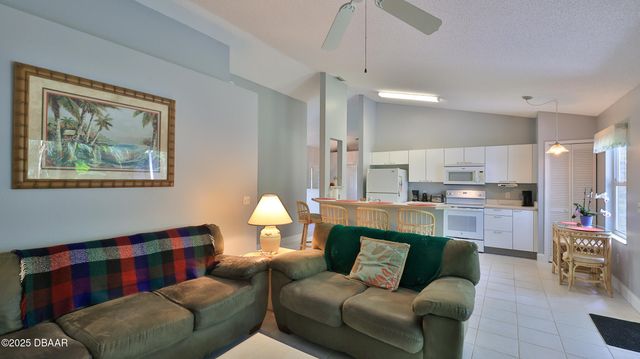 35 Carriage Creek Way, Ormond Beach, FL 32174