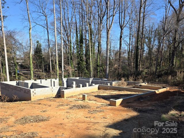 432 Country Club Court, Shelby, NC 28150