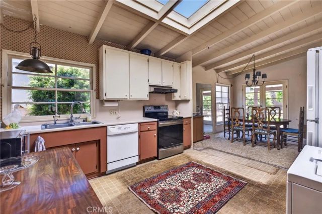 652 35th, Manhattan Beach, CA 90266