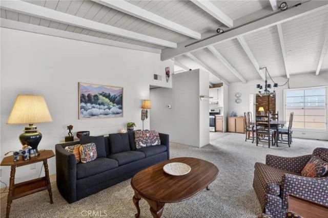 652 35th, Manhattan Beach, CA 90266