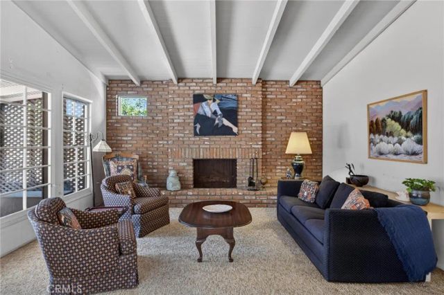 652 35th, Manhattan Beach, CA 90266