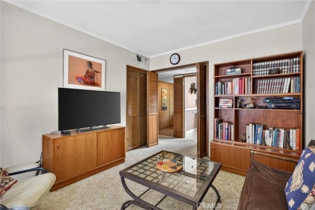 652 35th, Manhattan Beach, CA 90266