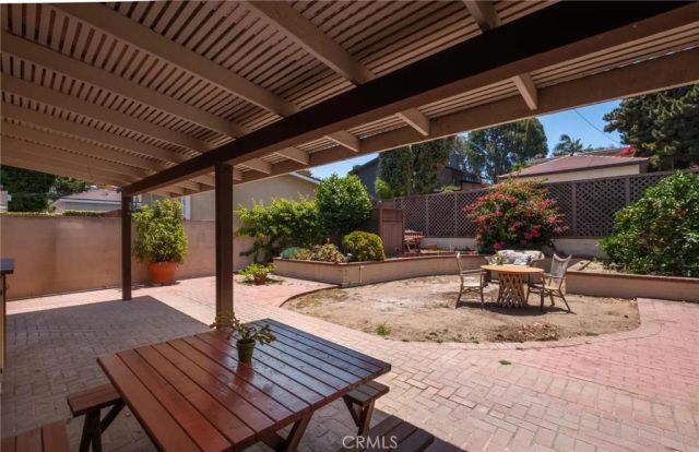 652 35th, Manhattan Beach, CA 90266