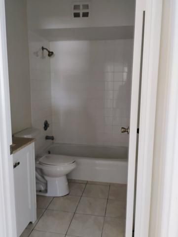 18340 CHERRY CREEK Drive 7, Homewood, IL 60430