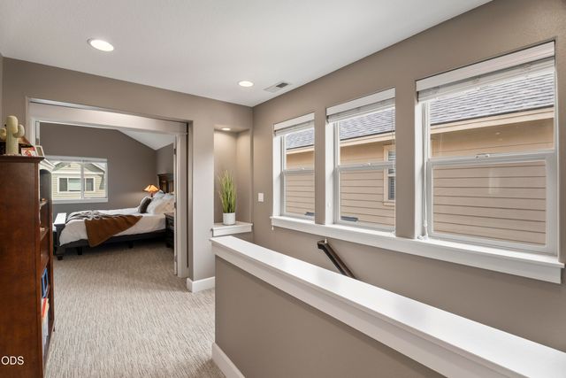21340 NE Evelyn Place, Bend, OR 97701