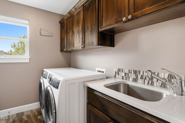 21340 NE Evelyn Place, Bend, OR 97701