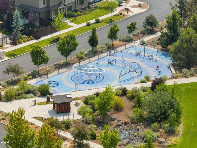 21340 NE Evelyn Place, Bend, OR 97701
