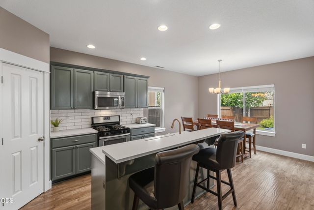21340 NE Evelyn Place, Bend, OR 97701