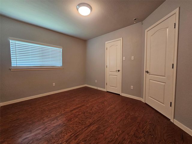 2035 Intrepid DR, Buda, TX 78610