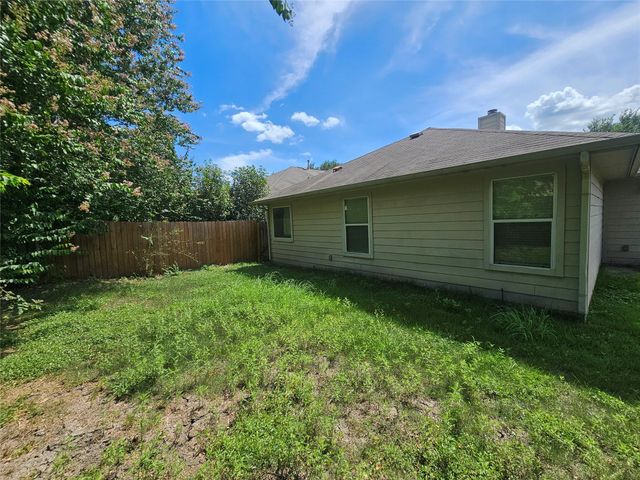 2035 Intrepid DR, Buda, TX 78610