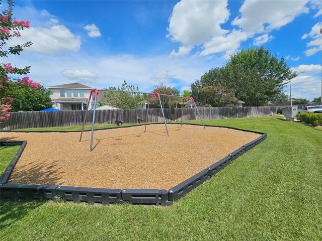 2035 Intrepid DR, Buda, TX 78610