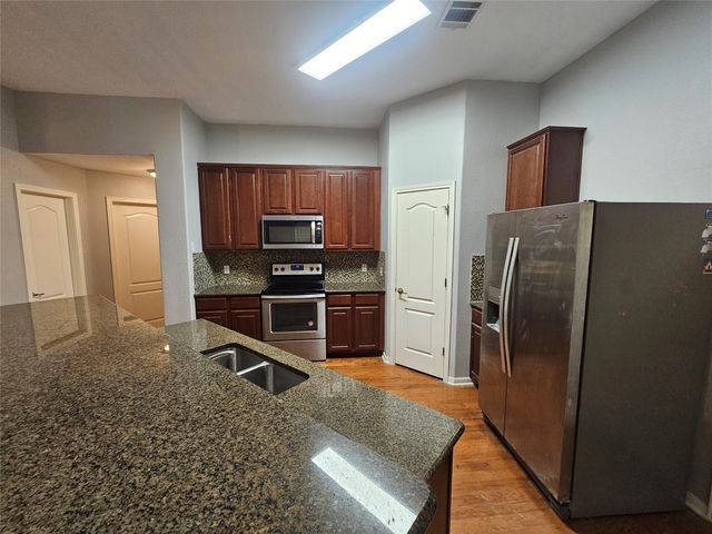 2035 Intrepid DR, Buda, TX 78610