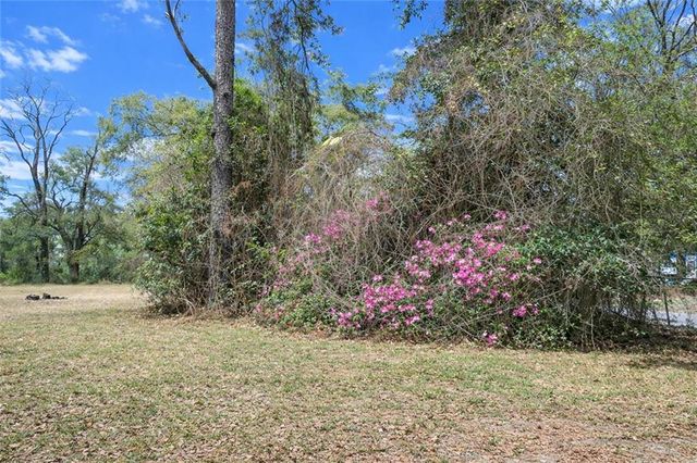 5407 Brunson Lane, Eight Mile, AL 36613