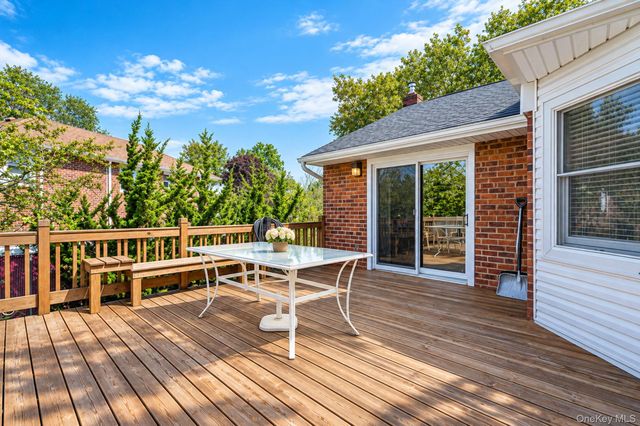 3 Rosewood Drive, Massapequa, NY 11758