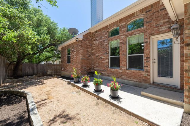 814 Arrowhead TRL, Cedar Park, TX 78613