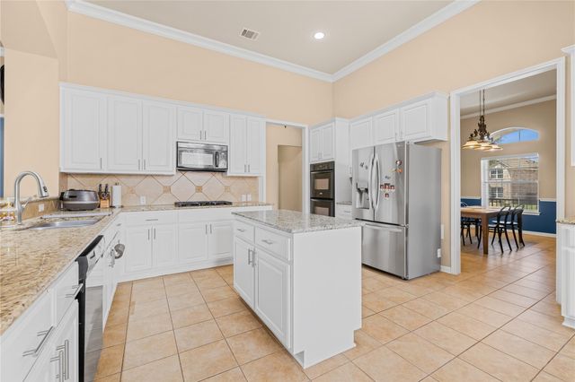 814 Arrowhead TRL, Cedar Park, TX 78613