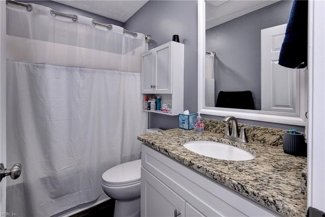 6139 Lamberth LN, Gloucester, VA 23061