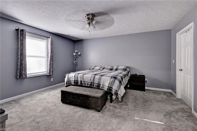 6139 Lamberth LN, Gloucester, VA 23061