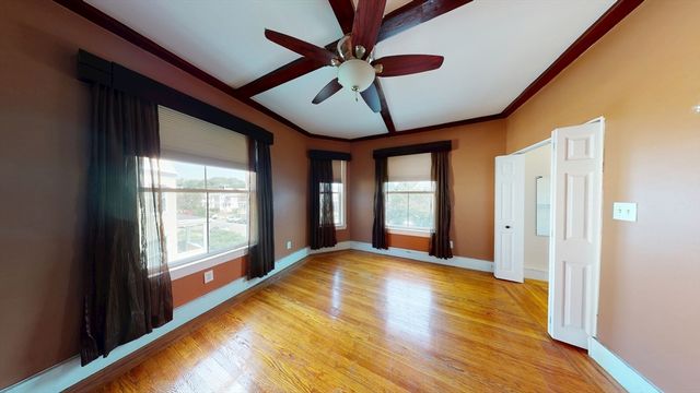 101 Magoun Ave 101, Medford, MA 02155