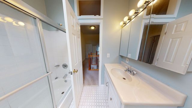 101 Magoun Ave 101, Medford, MA 02155