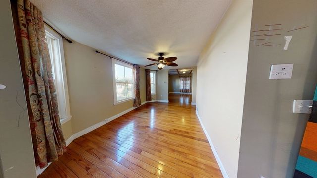 101 Magoun Ave 101, Medford, MA 02155