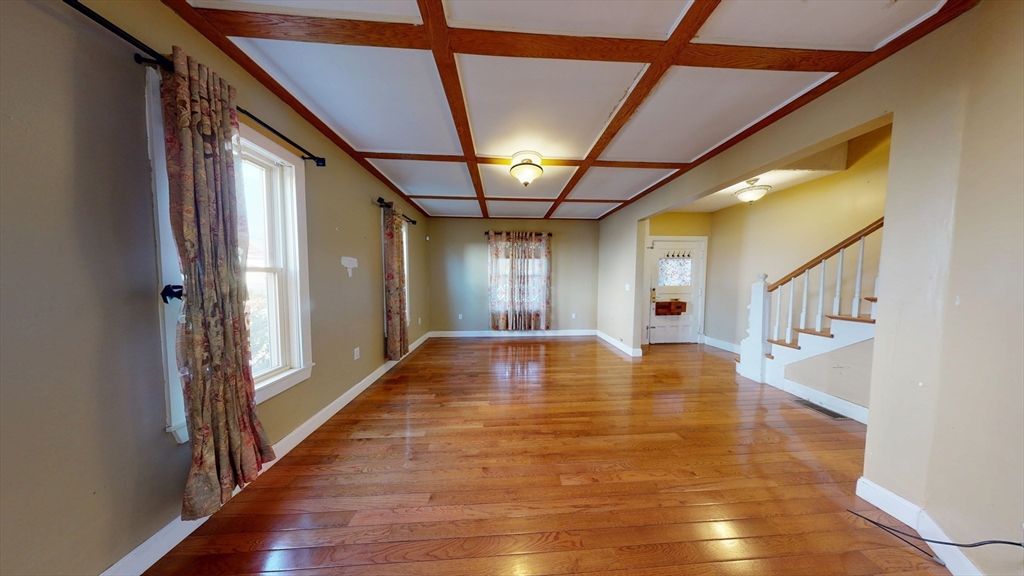 101 Magoun Ave 101, Medford, MA 02155