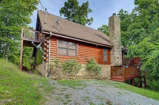 1065 Willard Way, Sevierville, TN 37876