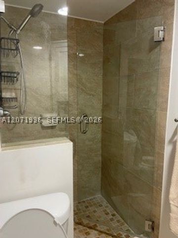 1050 SE 15th St 202, Fort Lauderdale, FL 33316