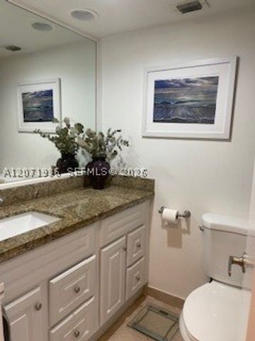 1050 SE 15th St 202, Fort Lauderdale, FL 33316