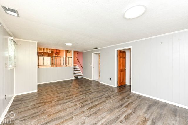 2249 Hogan Drive, Indianapolis, IN 46229