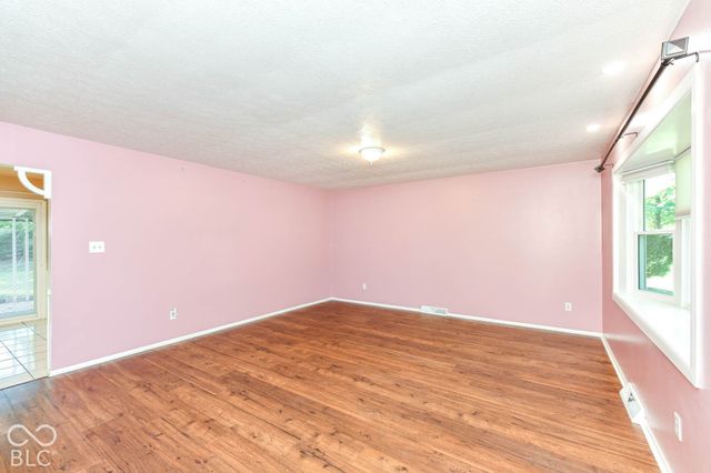 2249 Hogan Drive, Indianapolis, IN 46229
