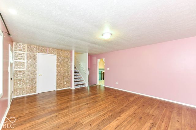 2249 Hogan Drive, Indianapolis, IN 46229