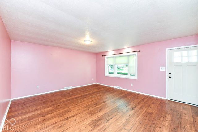 2249 Hogan Drive, Indianapolis, IN 46229