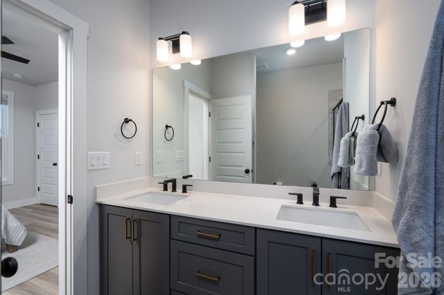 5018 Tiny Lane, Charlotte, NC 28203