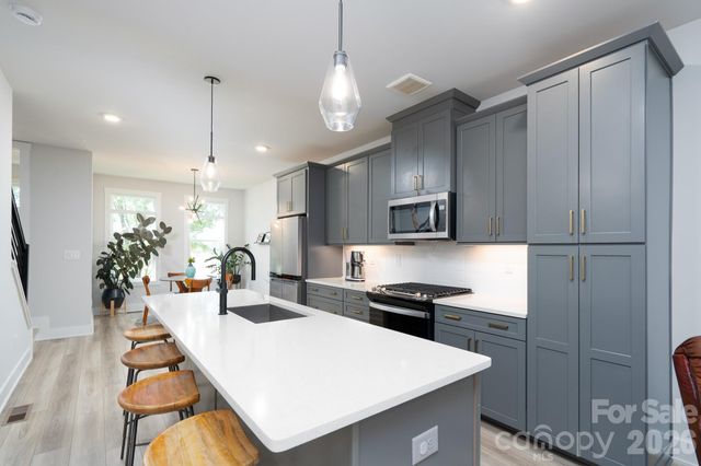 5018 Tiny Lane, Charlotte, NC 28203