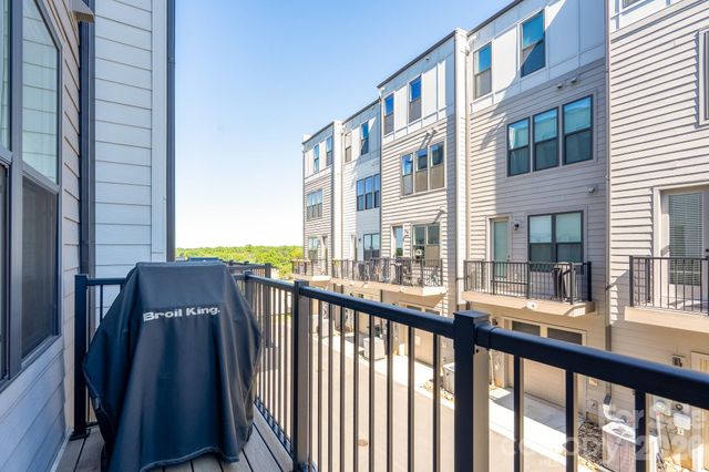5018 Tiny Lane, Charlotte, NC 28203