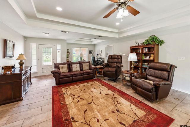 20 County Road 2938 South, Pittsburg, TX 75686