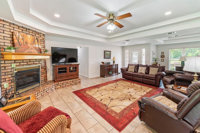 20 County Road 2938 South, Pittsburg, TX 75686