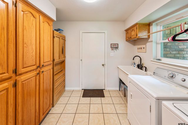 20 County Road 2938 South, Pittsburg, TX 75686