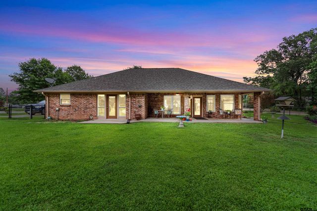 20 County Road 2938 South, Pittsburg, TX 75686