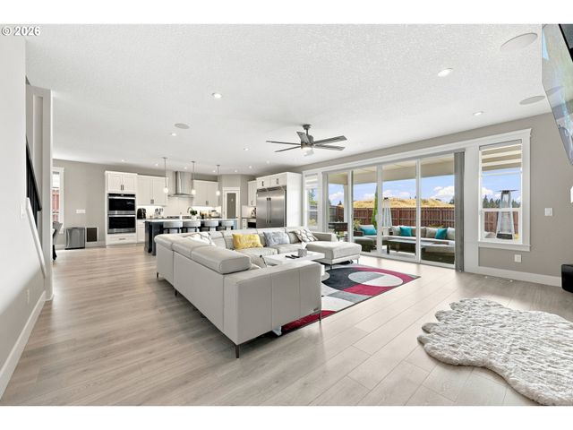 4311 S 17TH Way, Ridgefield, WA 98642