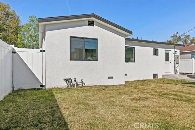 14448 Pinney Street, Arleta (los Angeles), CA 91331