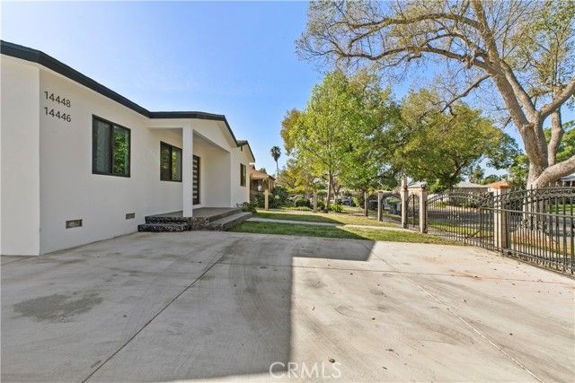 14448 Pinney Street, Arleta (los Angeles), CA 91331