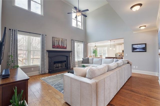 155 Cochran Farms Drive, Roswell, GA 30075