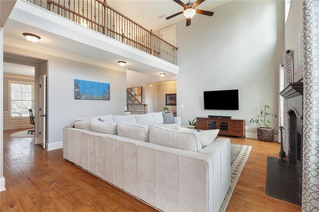 155 Cochran Farms Drive, Roswell, GA 30075