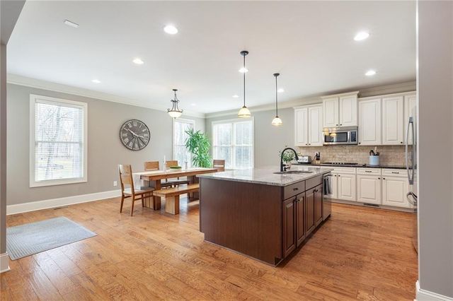 155 Cochran Farms Drive, Roswell, GA 30075