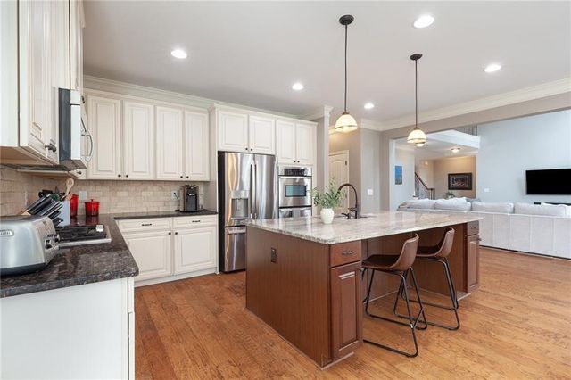 155 Cochran Farms Drive, Roswell, GA 30075